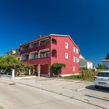 Apartments Boris Fazana Luaran gambar