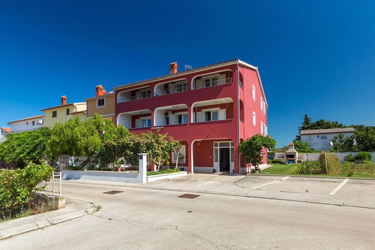 Apartments Boris Fazana Luaran gambar