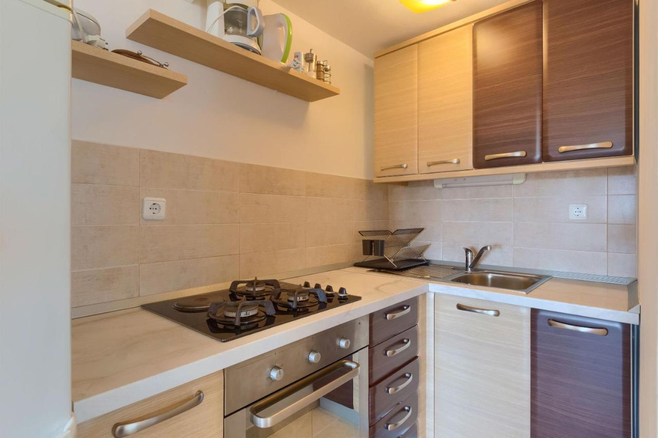 Apartments Boris Fazana Luaran gambar