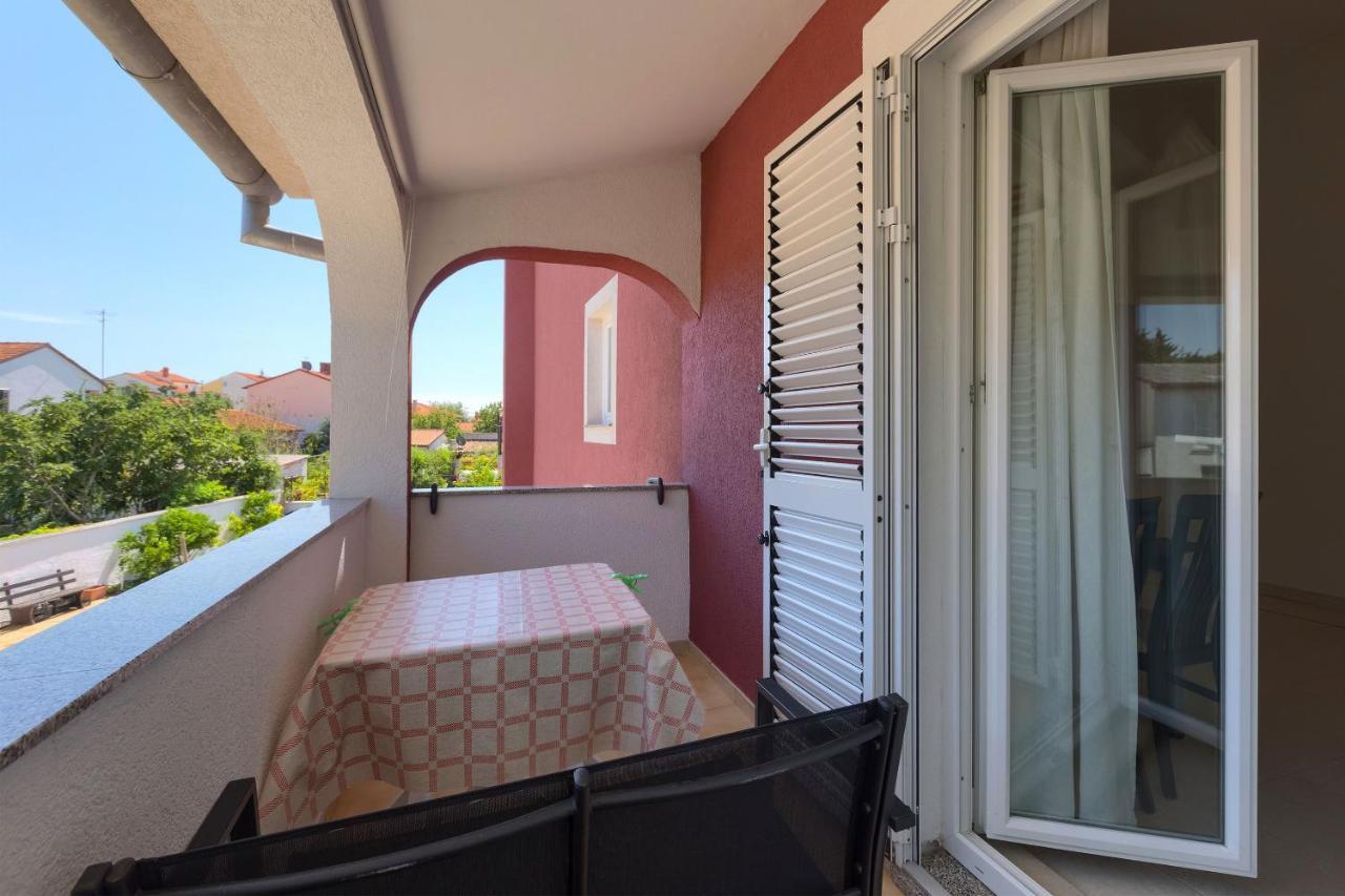 Apartments Boris Fazana Luaran gambar