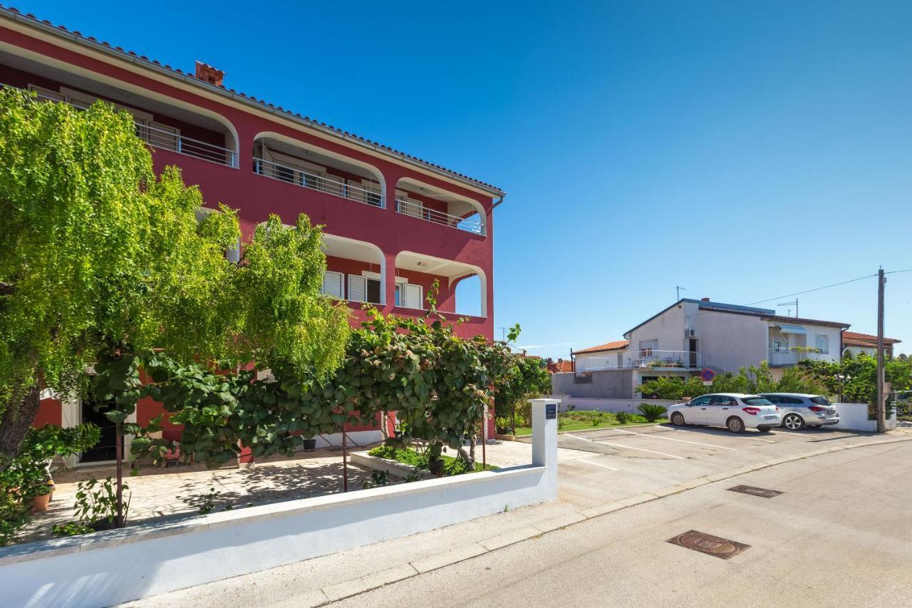 Apartments Boris Fazana Luaran gambar